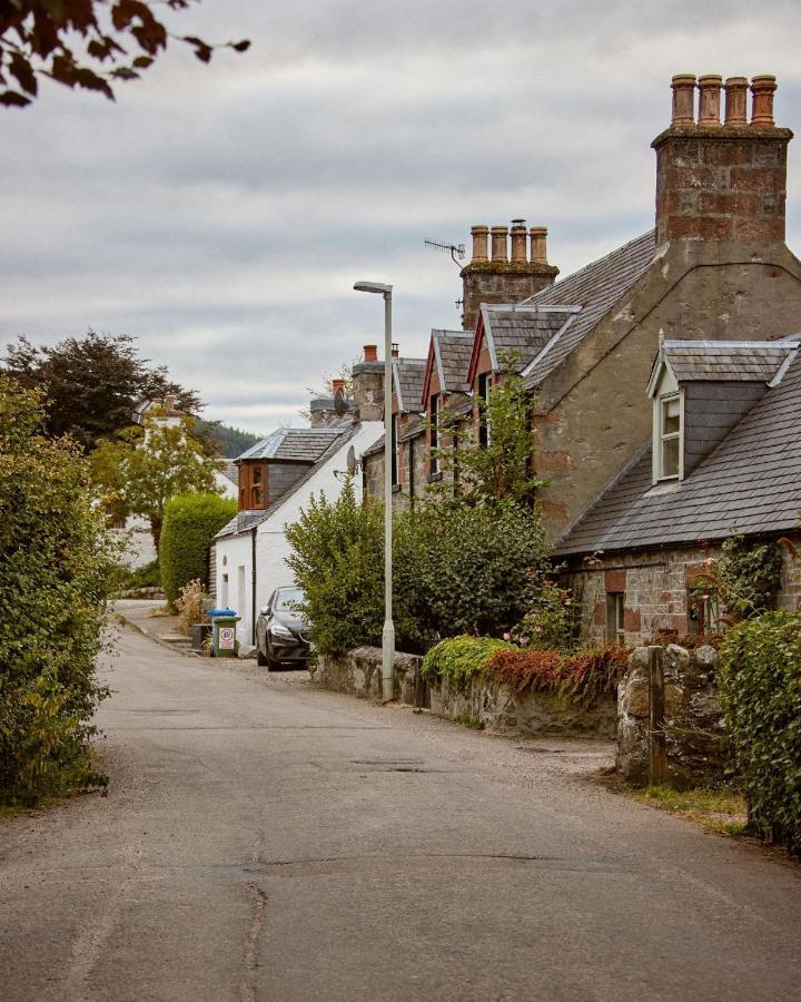 Crossroads Cottage Drumnadrochit Extérieur photo