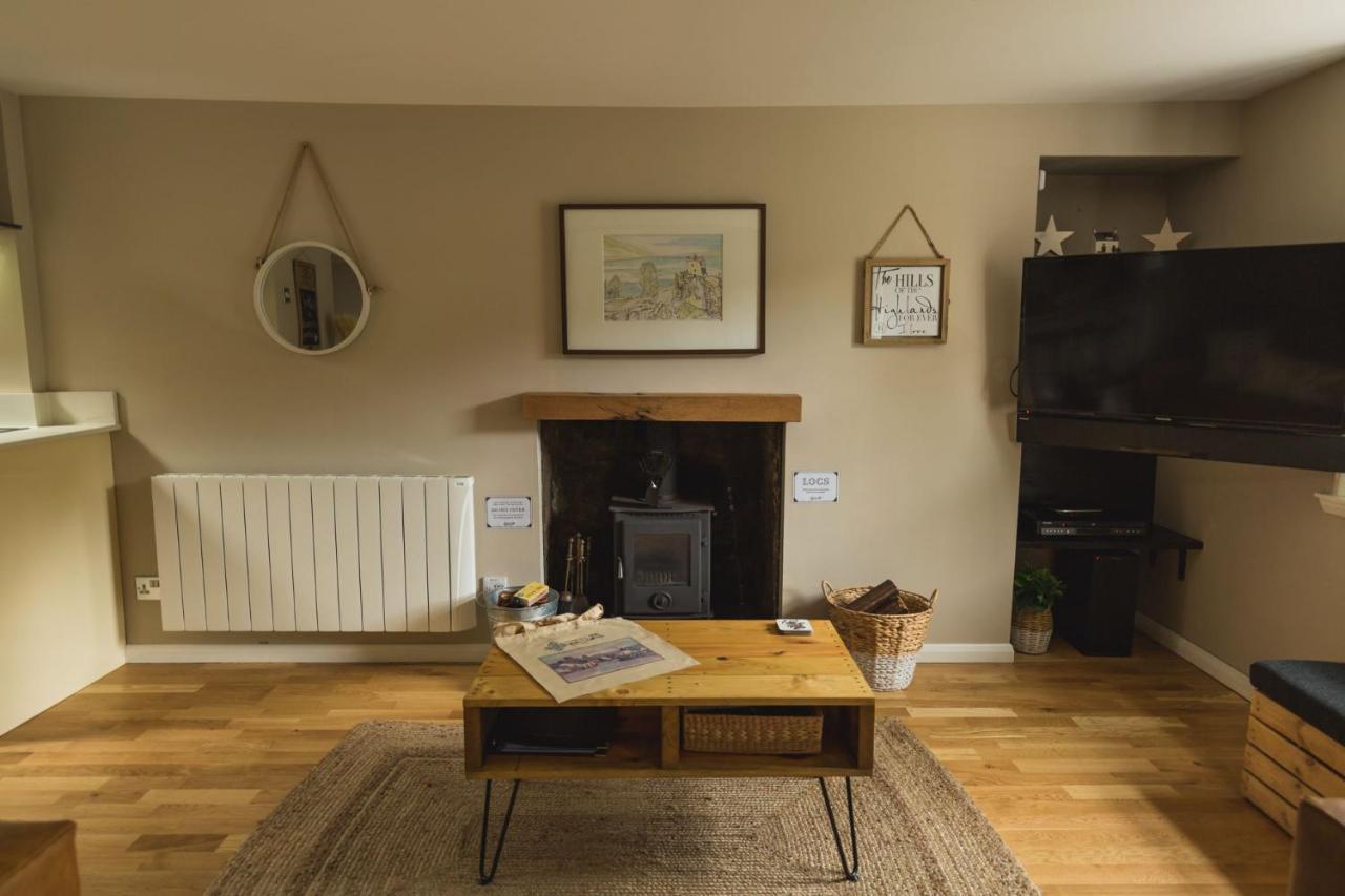 Crossroads Cottage Drumnadrochit Extérieur photo