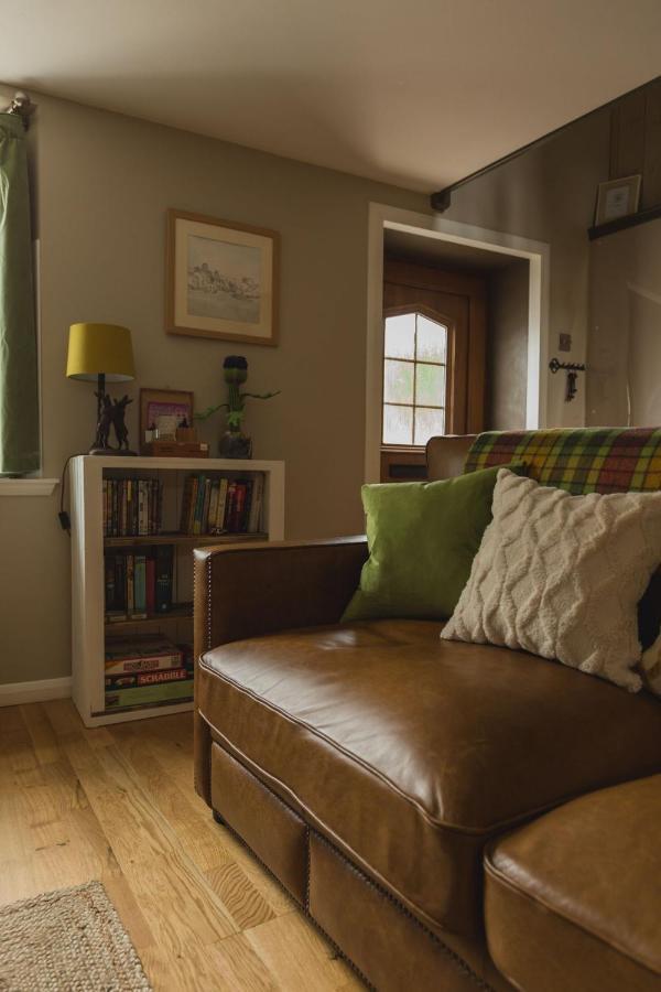 Crossroads Cottage Drumnadrochit Extérieur photo